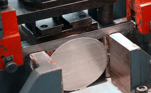 宁河影响双金属带锯条使用寿命的主要因素有哪些？